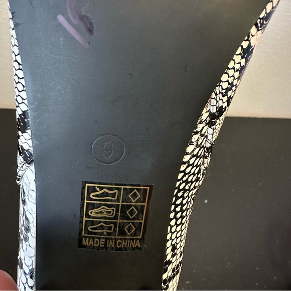 White Snake Skin Patterned Faux Leather Heeled Boots - Picture 3 of 13